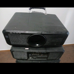 레이저빔프로젝터6500안시pt mz670오늘만29만