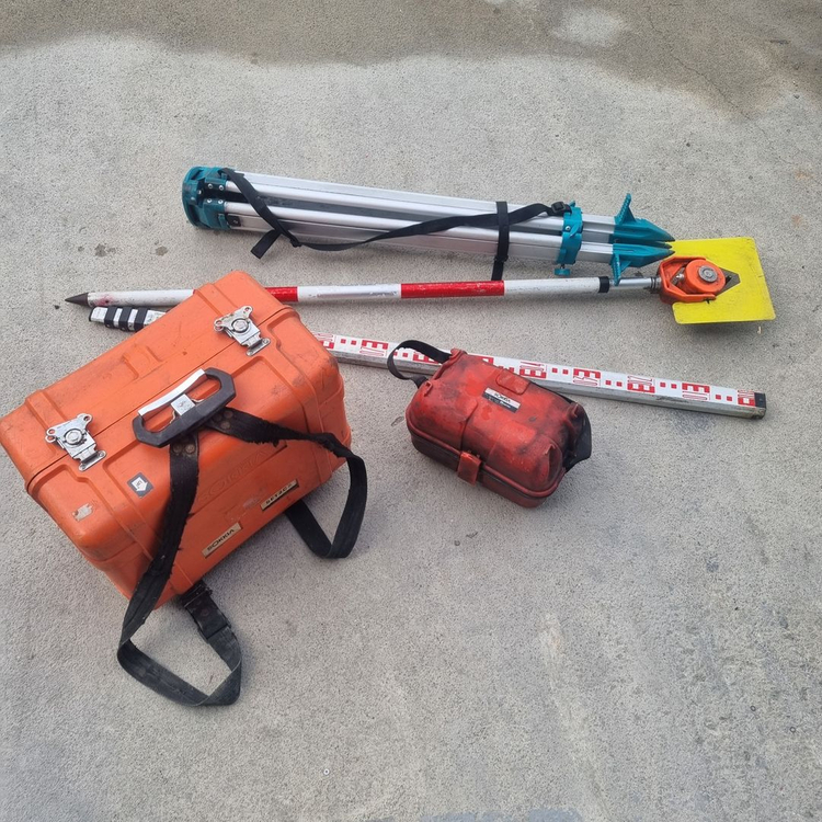 SOKKIA 광파기 SET2C + 자동레벨기 + 삼각대 일괄 판매 토목측량기 이미지