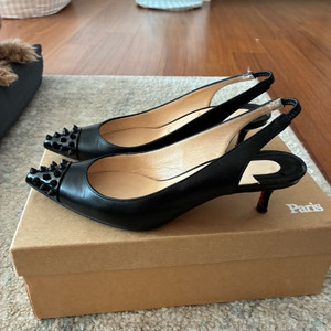 크리스찬 루부탱 블랙 슬링백 235