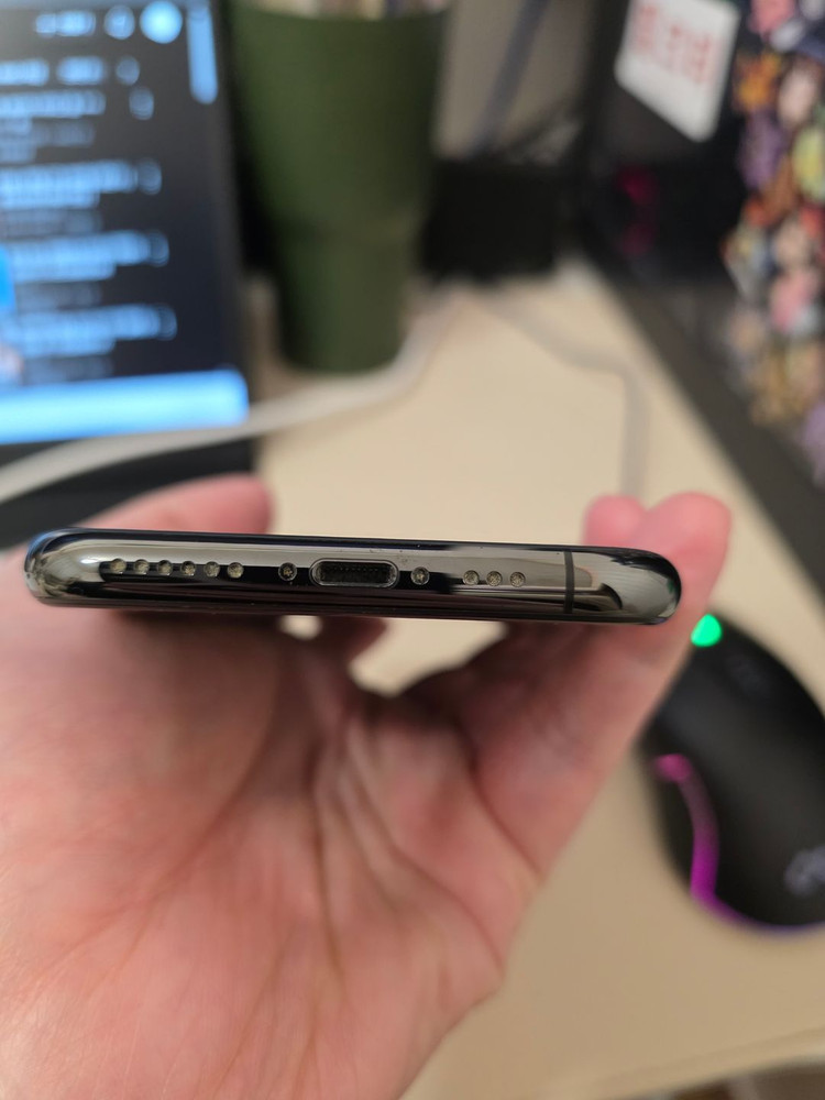 아이폰 11프로 256기가입니다.--5