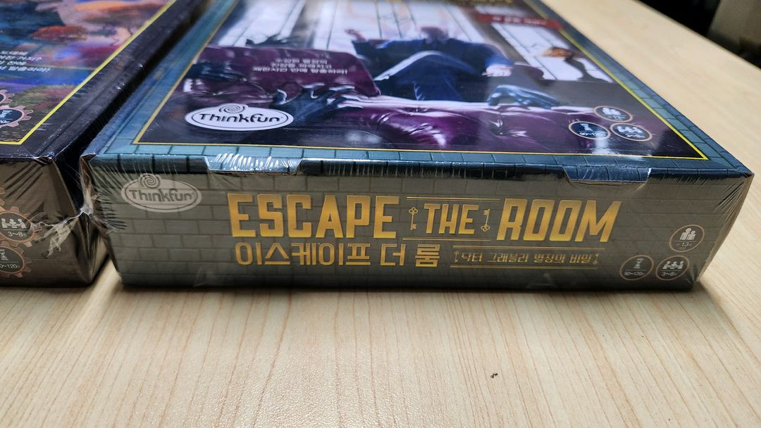 미개봉 익스케이프더룸 방탈출 보드게임 2종 일괄--1