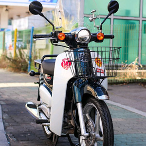 슈퍼커브110 혼다 2018년식 1734km 오토바이 판매합니다