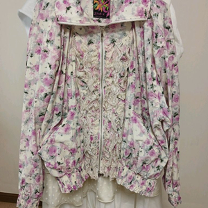 고퀄보세 세컨케이 플라워레이스점퍼