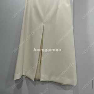 잇미샤, 써스데이아일랜드 스커트, 베스트, 원피스 많아요