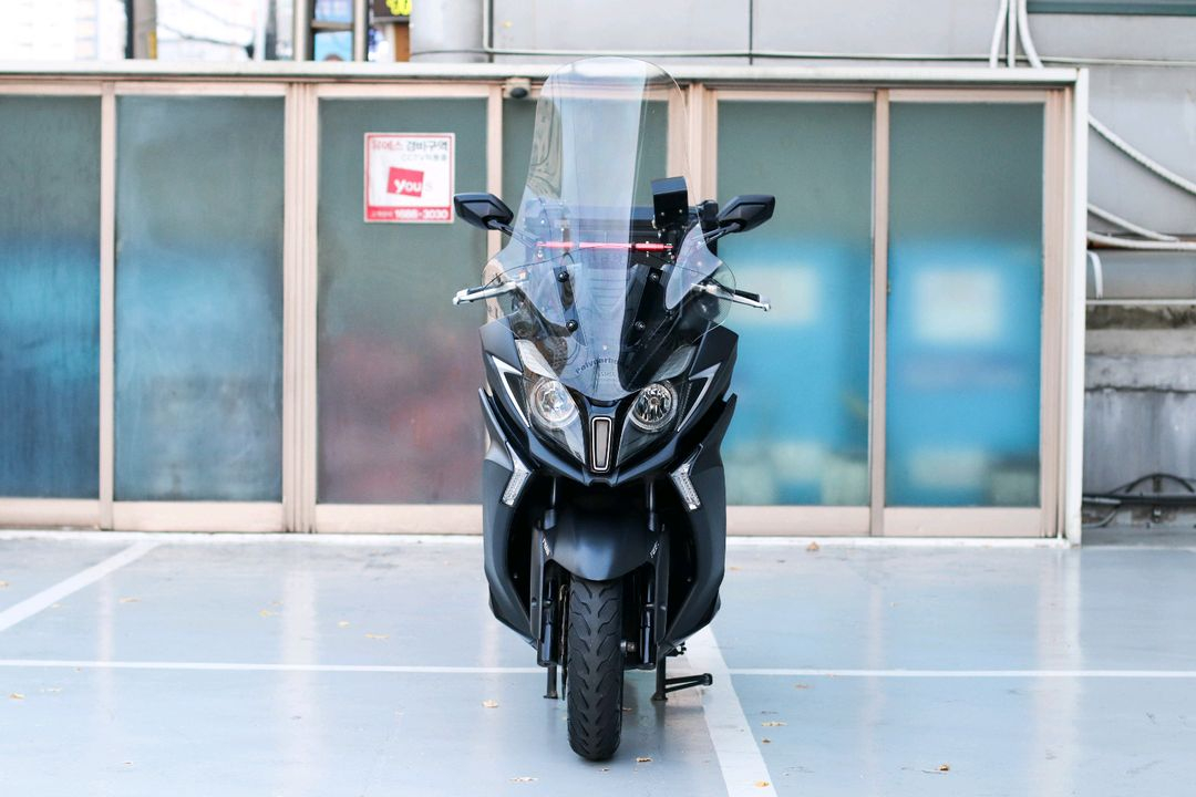 다운타운st 125i 킴코 2022년식 ABS모델 오토바이 옵션많은매물 판매합니다--1