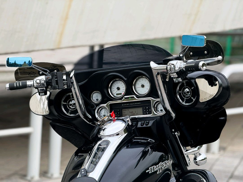 할리데이비슨 스트리트글라이드 2013년식 옵션많고 깔끔한매물 판매합니다 명의이전가능--6