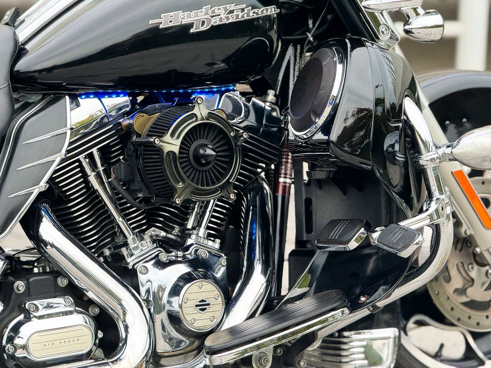 할리데이비슨 스트리트글라이드 2013년식 옵션많고 깔끔한매물 판매합니다 명의이전가능--7