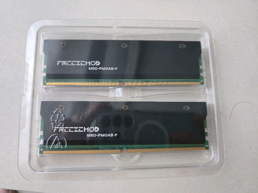 하이닉스 A다이 DDR5 5600Mhz 메모리 판매합니다 16GB x2 구성으로 총 32GB 입니다--3