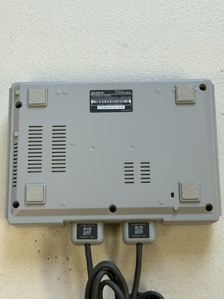 소니 플레이스테이션 클래식 SCPH-1000R--1