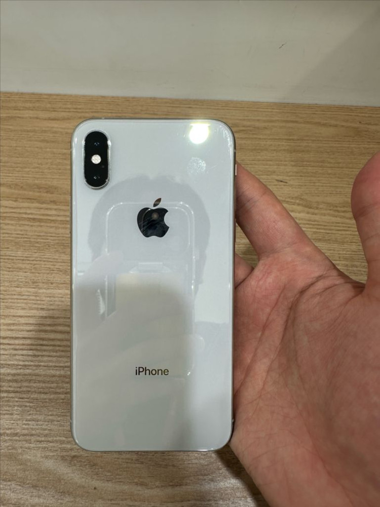 아이폰XS-256G 실버 이미지