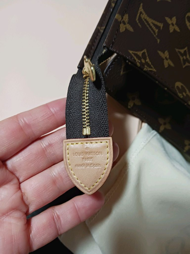 루이비통 토일렛26 (새것컨디션)--3