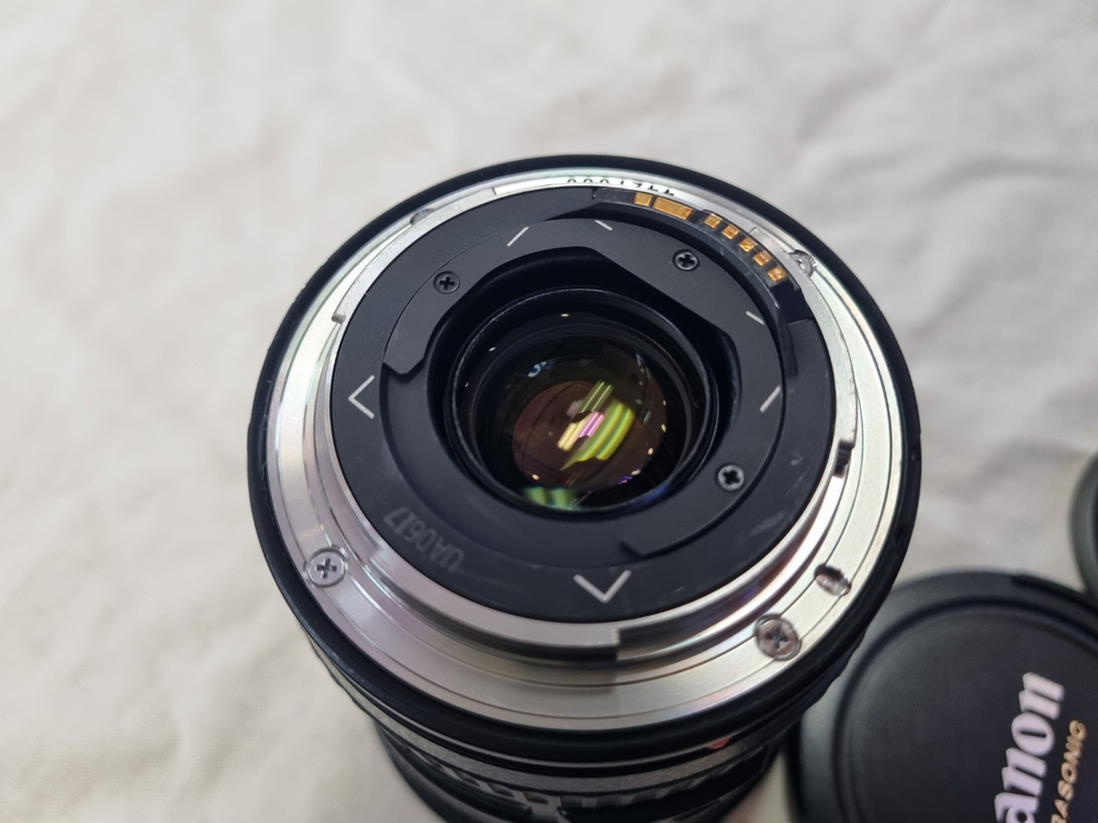 캐논 EF 17-40mm F4L USM--4