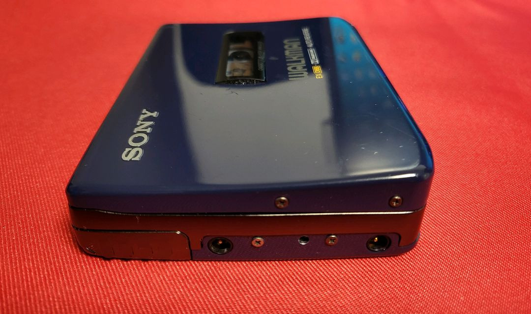 소니워크맨 WM-EX70 블루 정상작동품--4