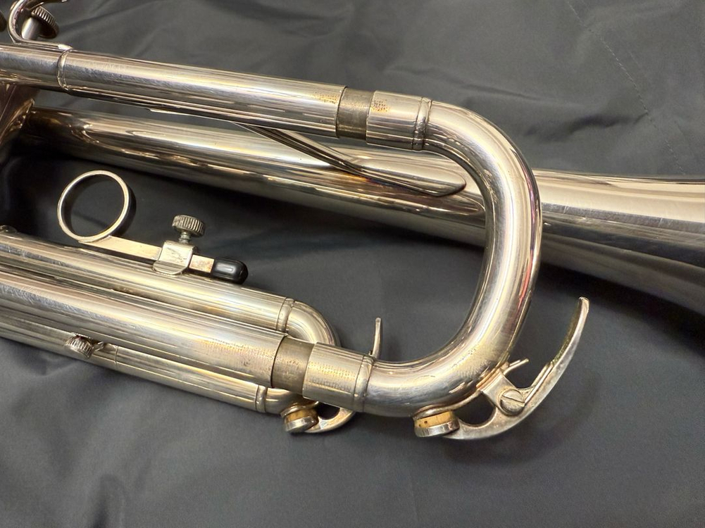 야마하 트럼펫 YTR-2330s 이미지