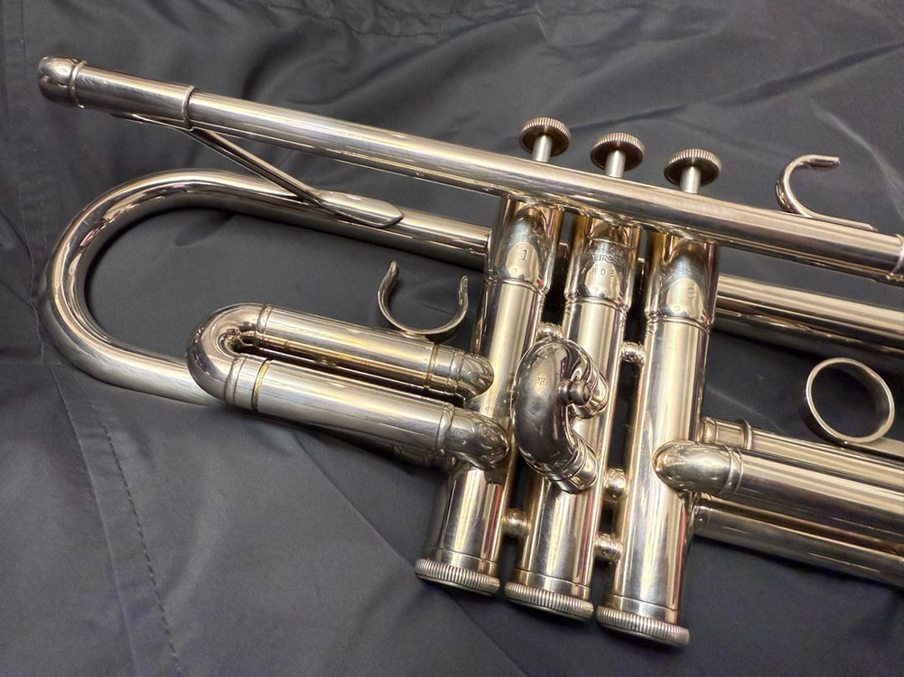 야마하 트럼펫 YTR-2330s 이미지