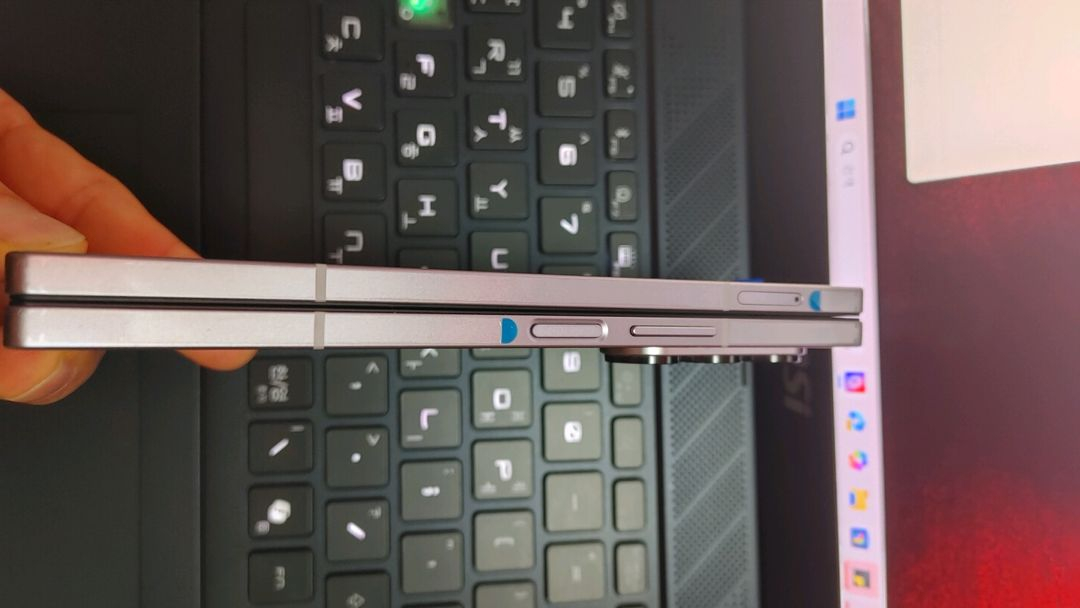 s급 폴드6 실버 256 자급제 액정 올갈이--5