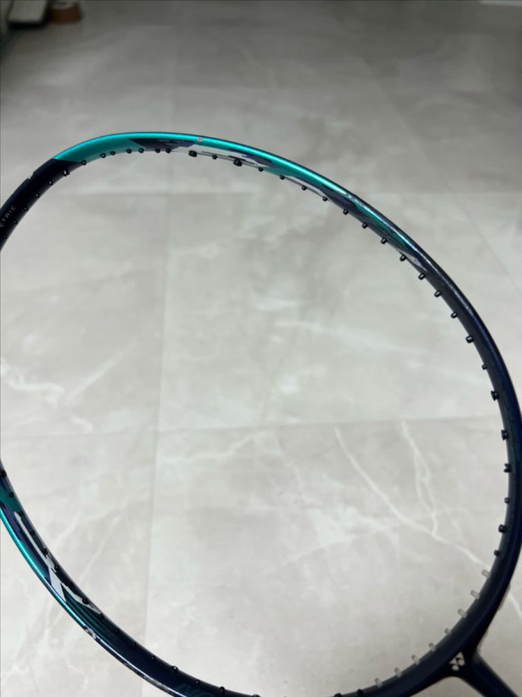 요넥스 나노플레어700 배드민턴 청금수리 라켓 4U 이미지