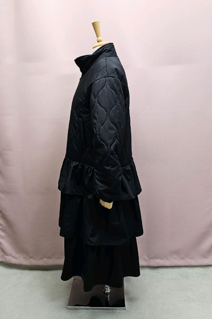 31패션 퀼팅 프릴 캉캉 원피스형 롱점퍼--6