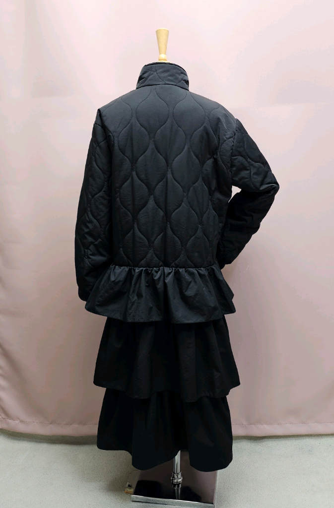 31패션 퀼팅 프릴 캉캉 원피스형 롱점퍼--7