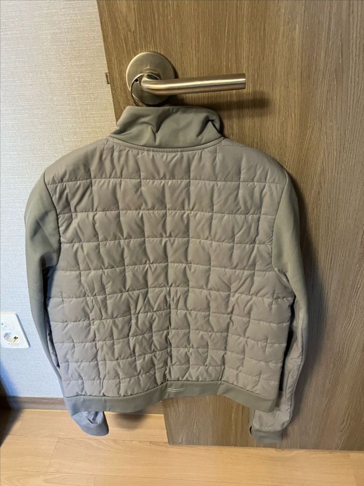 나이키 써마핏 여성 러닝 자켓 미듐--1