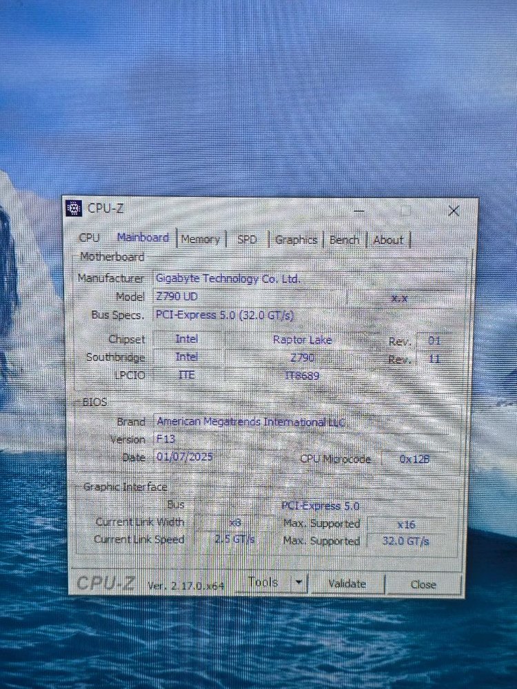 급매] i5-14600K + RTX 5060 + 64GB 램 괴물급 본체--4