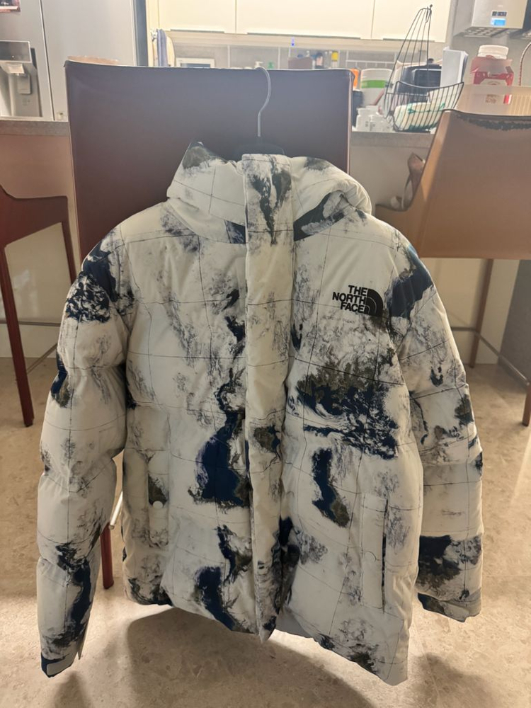 노스페이스 지구본 후드 패딩(지금 구하기 힘든 제품)--3