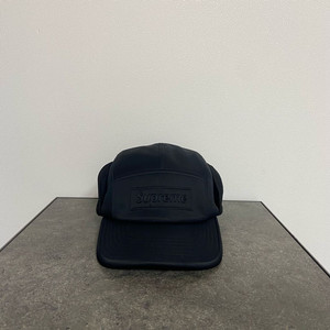 (OS) 슈프림 박스로고 이어플랩 캠프캡 모자 블랙