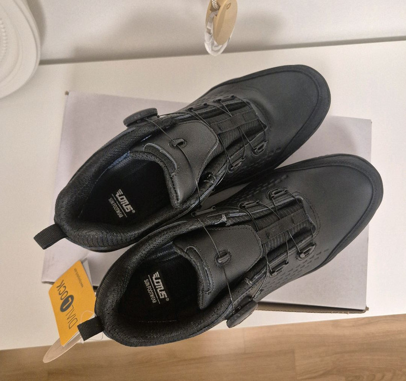 로터스 트레킹화 작업화 운동화 새상품 사이즈270--8