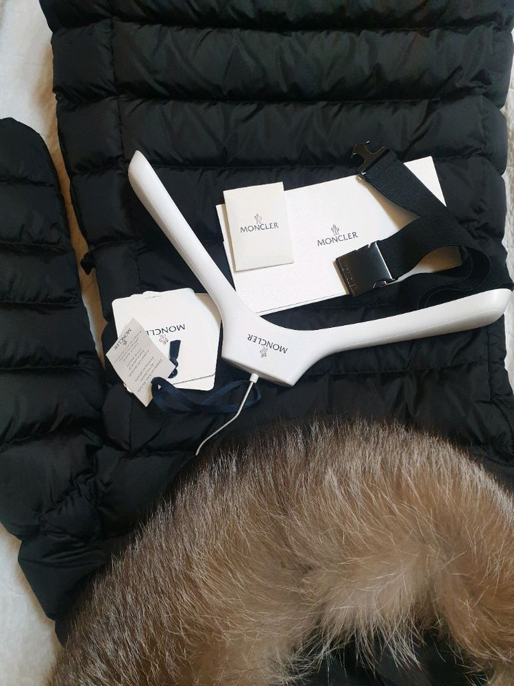 몽클레어클로에블랙폭스퍼0 ^^2번착용^^^^ 이미지