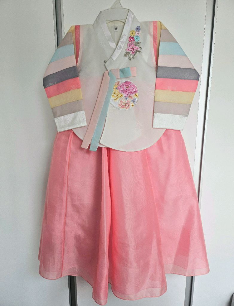 여아 한복 5~6세(키에 따라 7세도 가능) 캉캉 속치마 포함 이미지