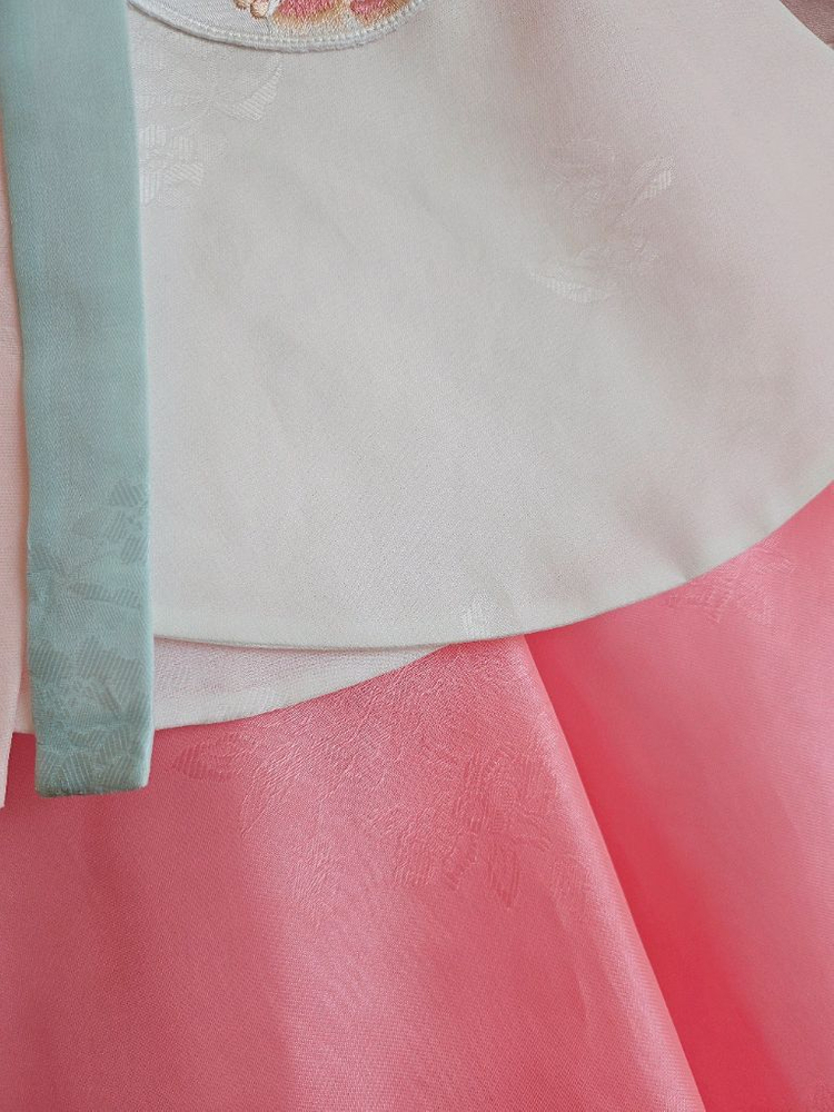 여아 한복 5~6세(키에 따라 7세도 가능) 캉캉 속치마 포함 이미지