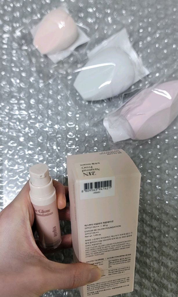 [새상품]에스쁘아 비글로우 파데+미니+스펀지3종--1