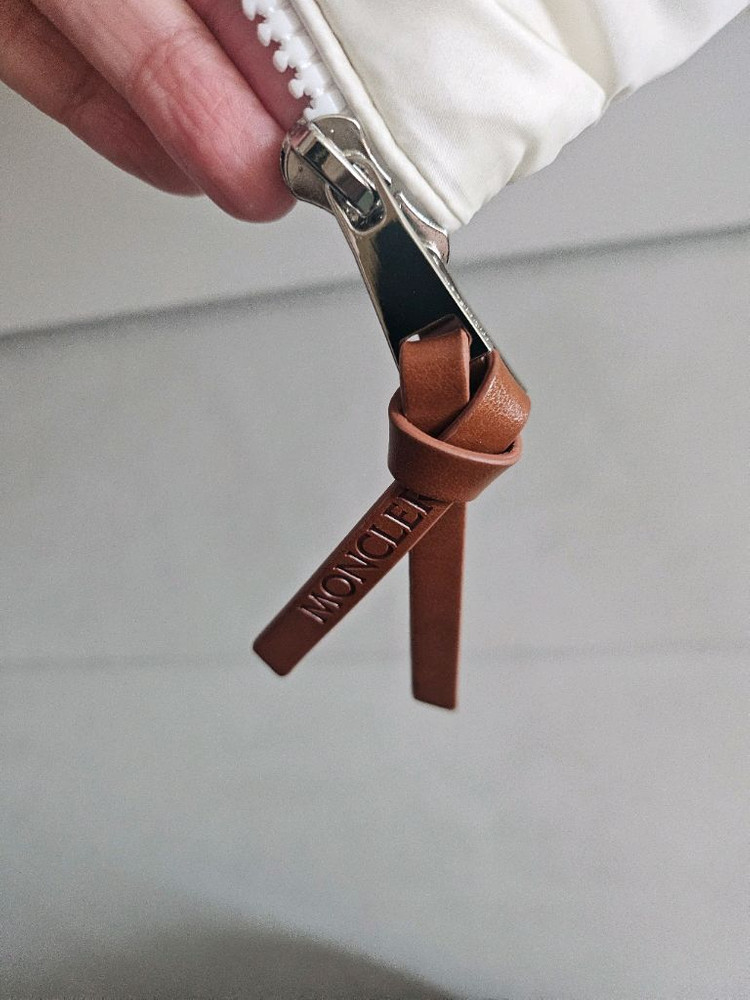 몽클레어 니트패딩 L사이즈 팝니다. 이미지