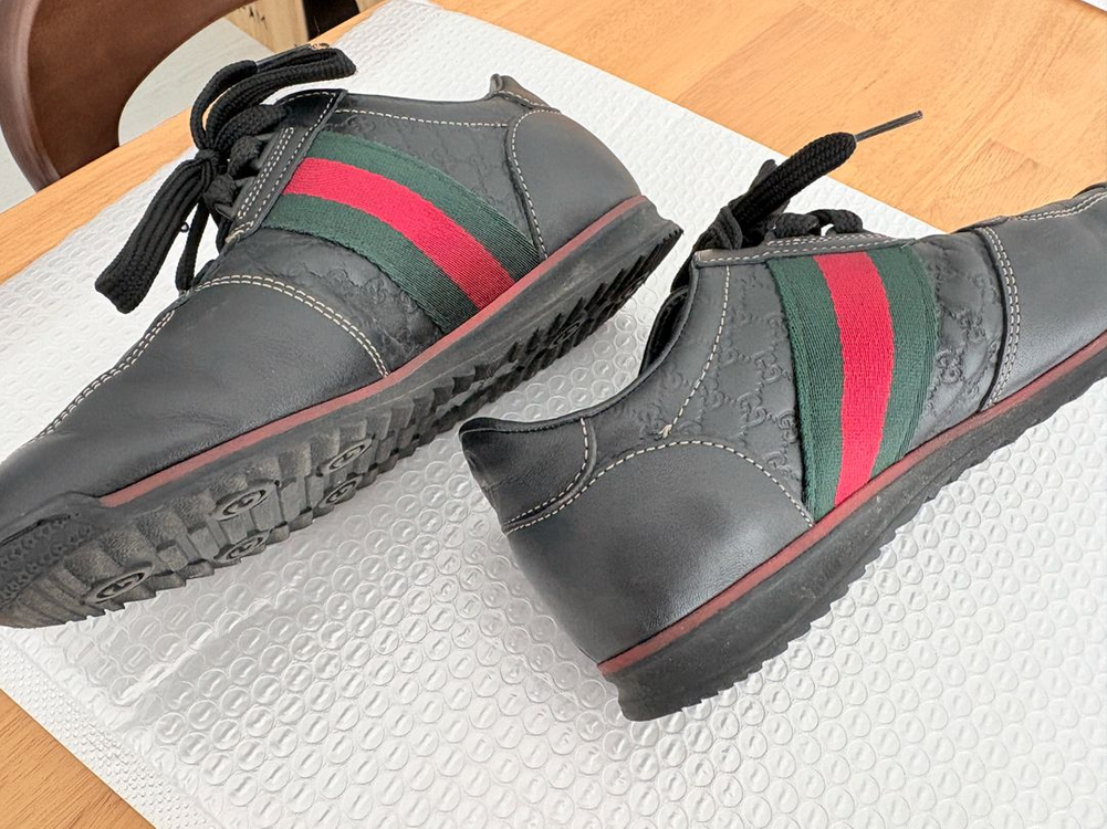 구찌 삼선 스니커즈 판매합니다! 이미지