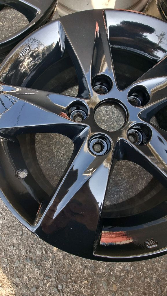 16인치 아반떼 MD 순정휠 이미지