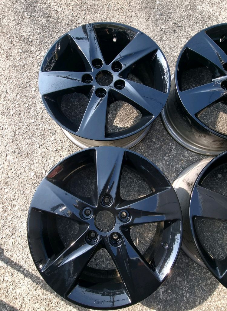 16인치 아반떼 MD 순정휠 이미지