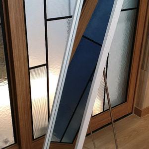 흰색 프레임 스탠드 전신 거울