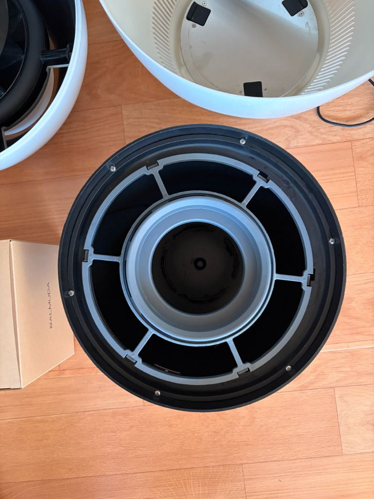 발뮤다 가습기 (내부 세척 완료 + 정품 새 필터 세트)--3