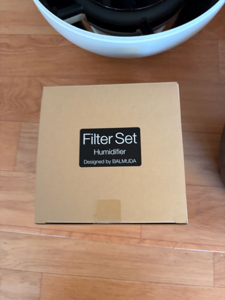 발뮤다 가습기 (내부 세척 완료 + 정품 새 필터 세트)--6