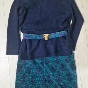 [FENDI] 벨티드 벨로아 스커트 (벨트포함)