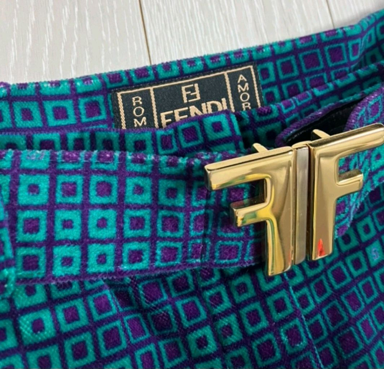 [FENDI] 벨티드 벨로아 스커트 (벨트포함)--3