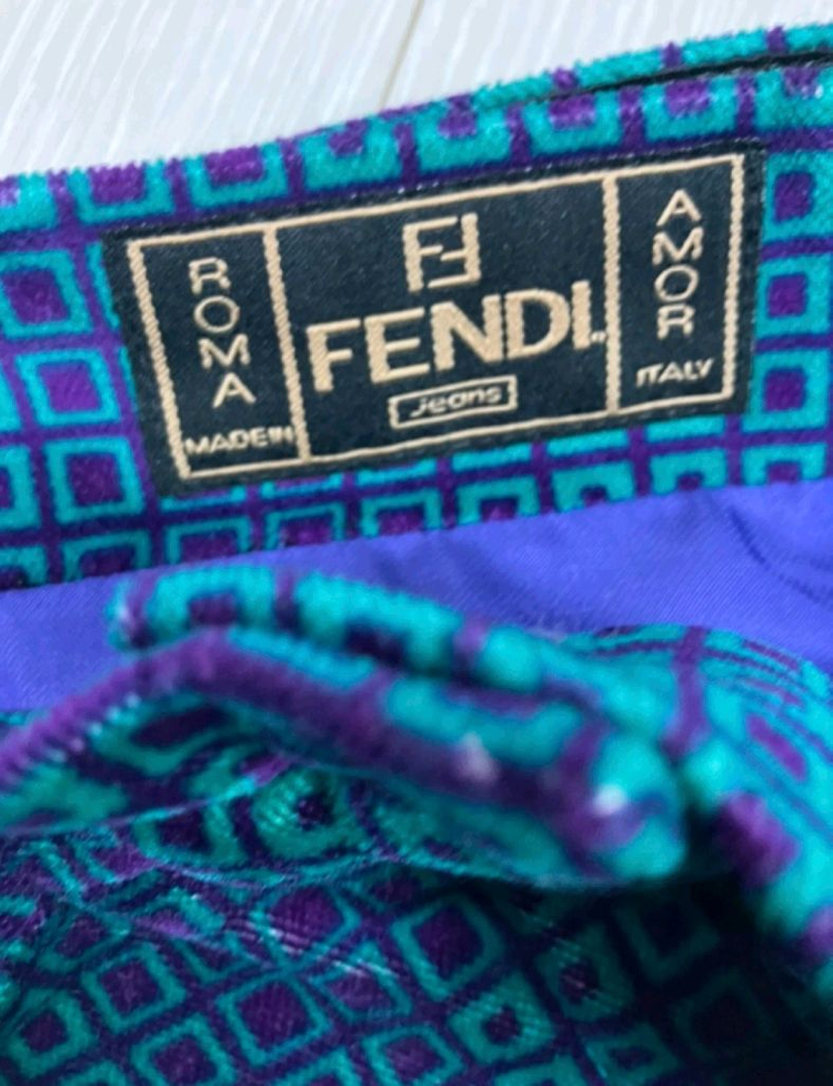 [FENDI] 벨티드 벨로아 스커트 (벨트포함)--4