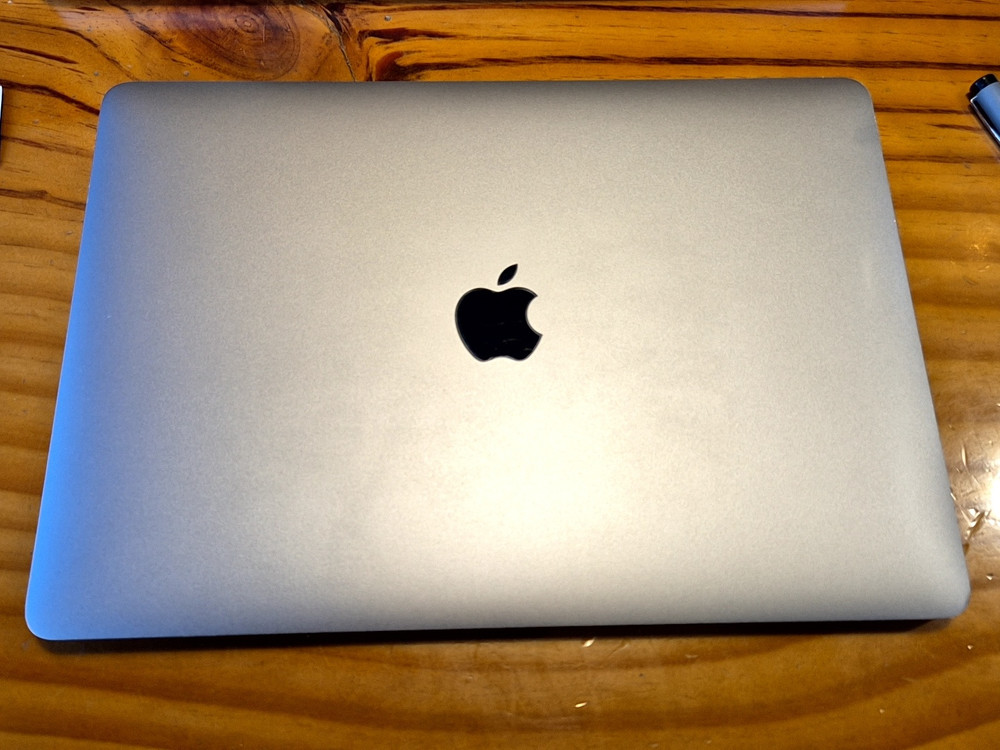 맥북프로 13인치 (2020 M1, 16/1TB)+줌 h6+사테치 허브 이미지