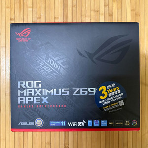 ASUS ROG MAXIMUS Z690 APEX