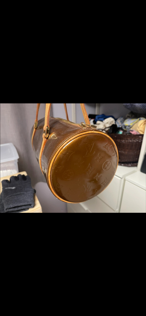 루이비통 파빌론 빠삐용 골드 이미지