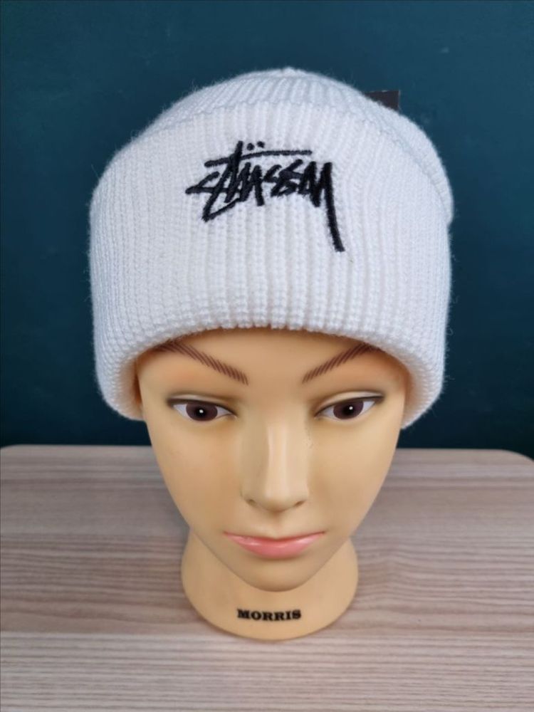 스투시 비니. 블랙. 화이트--2