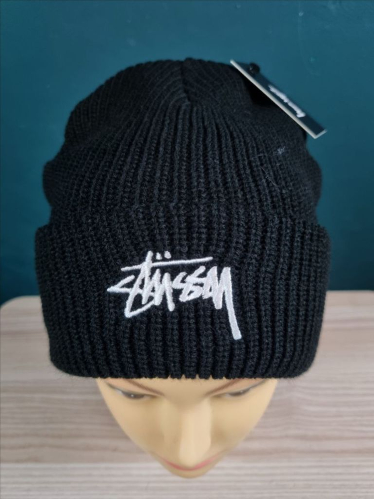 스투시 비니. 블랙. 화이트--3