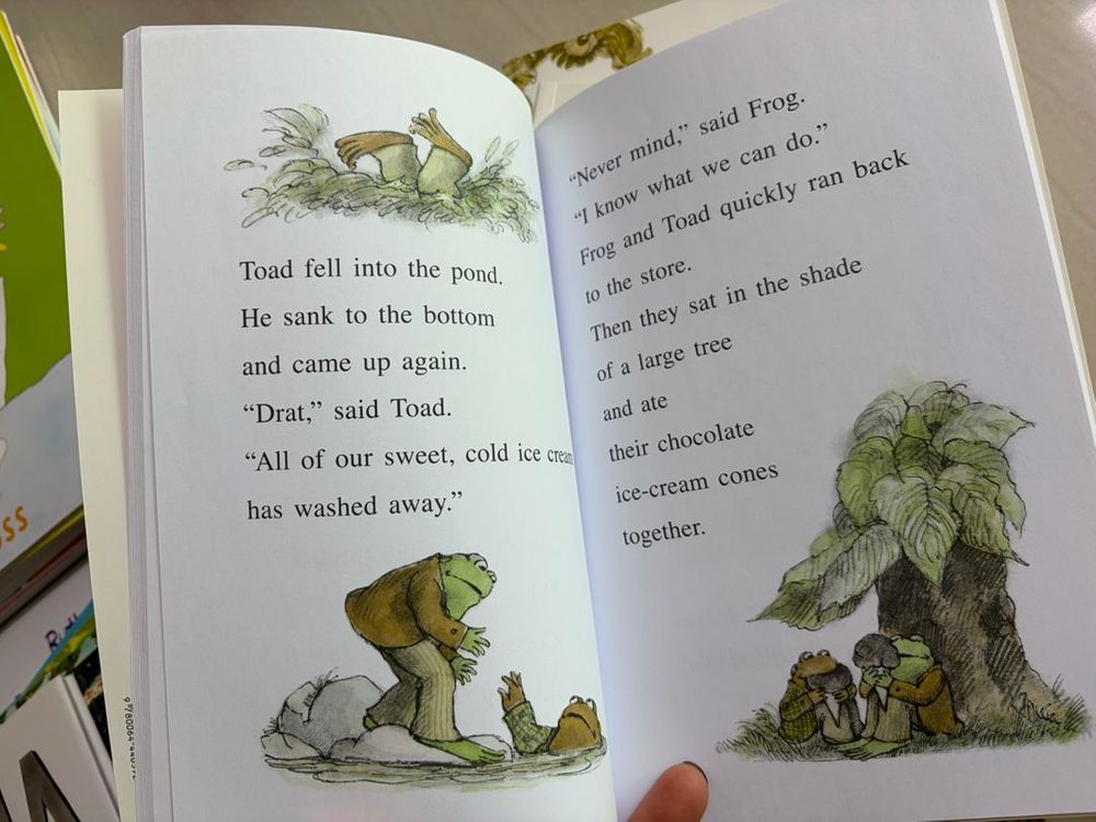 Cat in the hat, A little princess story, Frog and Toad 원서 이미지
