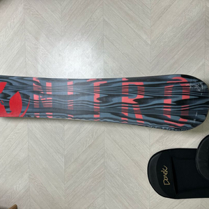 스노우보드 1920 나이트로 수프라팀 159 바인딩 세트 판매합니다