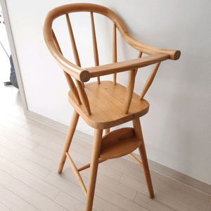 걸리버체어+못난이인형컨셉